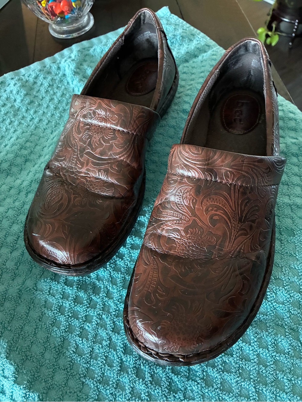 Women’s BOC by Born Brown Embossed Leather Slip-On Loafers Size 9.5M